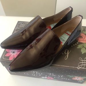 Calvin Klein Patent flats, classy look!